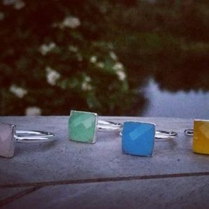 Chicklet rings